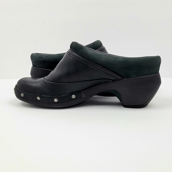 Merrell Studded Leather Clogs - Picture 6 of 11